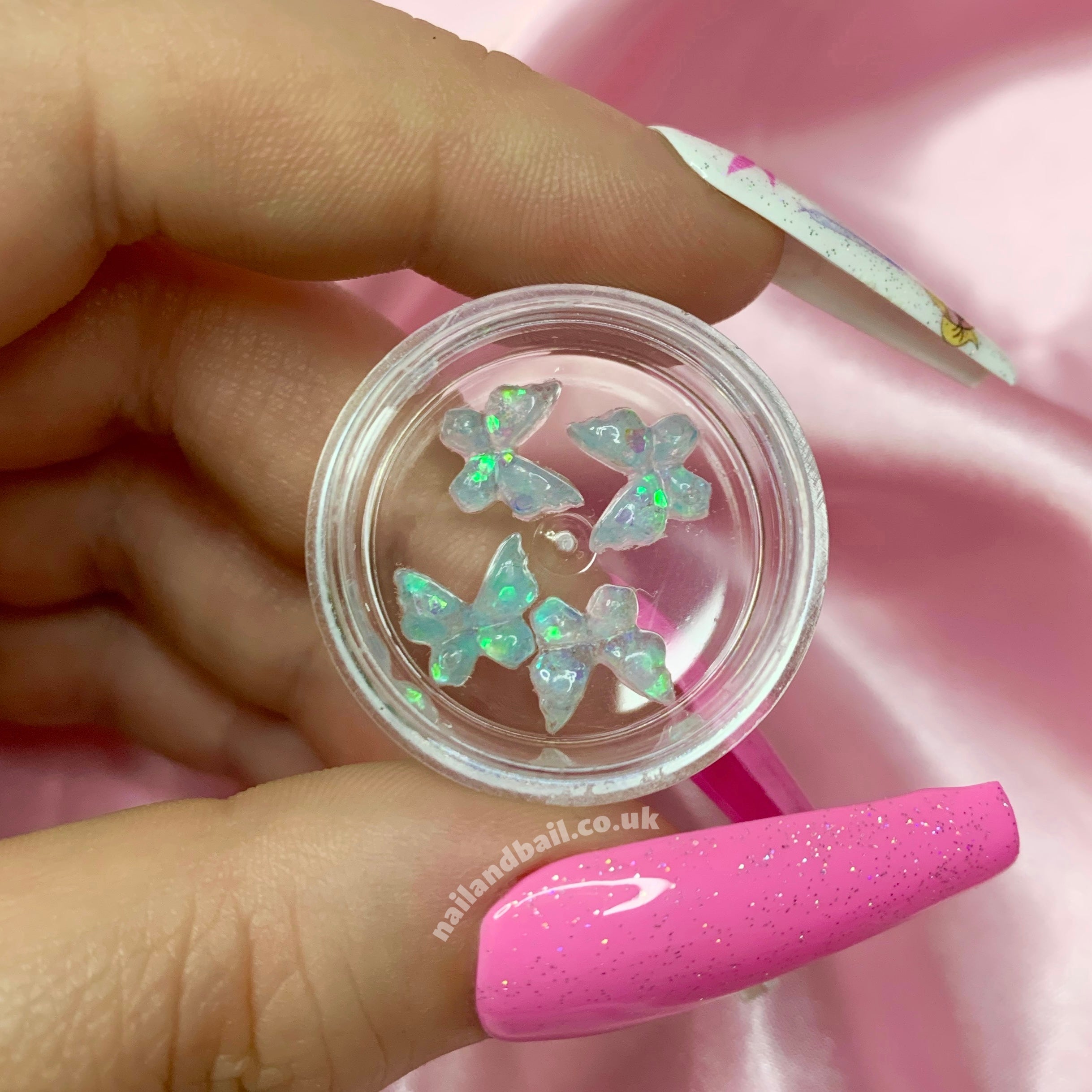 Introducing our delightful Handmade Glitter Butterfly Nail Charms, the perfect accessory to add a touch of magic to your manicure! Designed with love and crafted with meticulous attention to detail, these charming nail charms are simply enchanting.