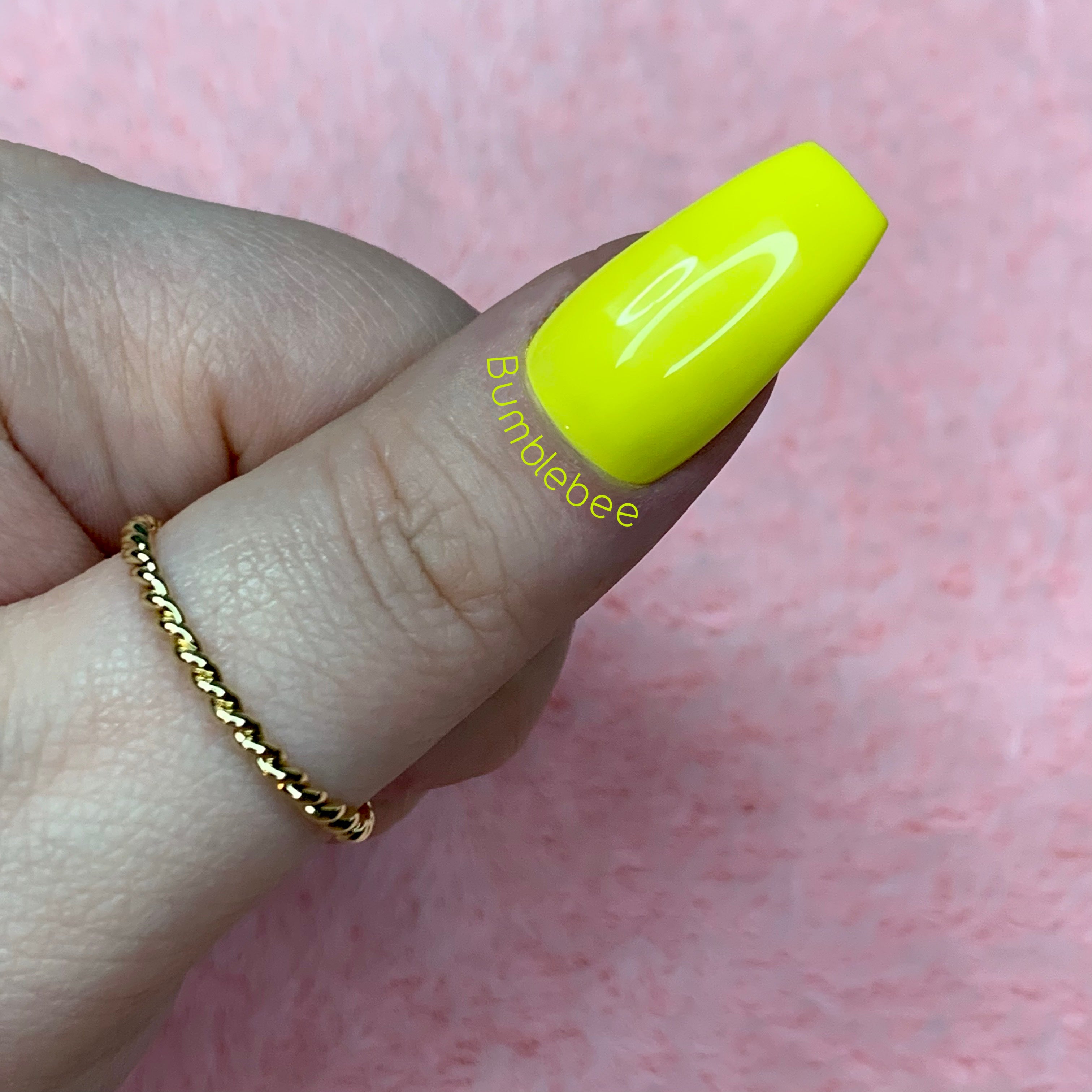 Bumblebee bright yellow glossy press-on nails inspired by sunny spring days