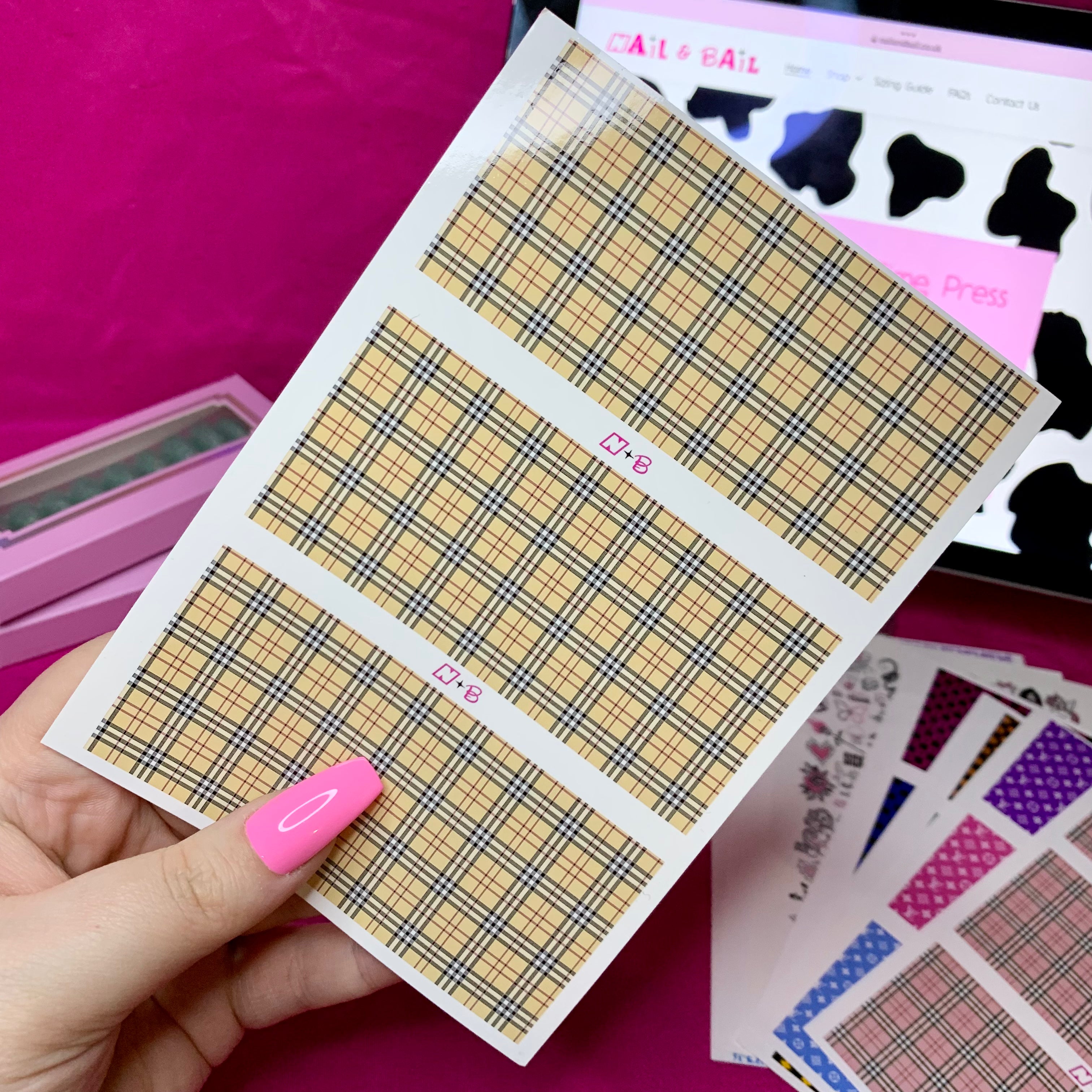 Calcomanías a cuadros de diseñador