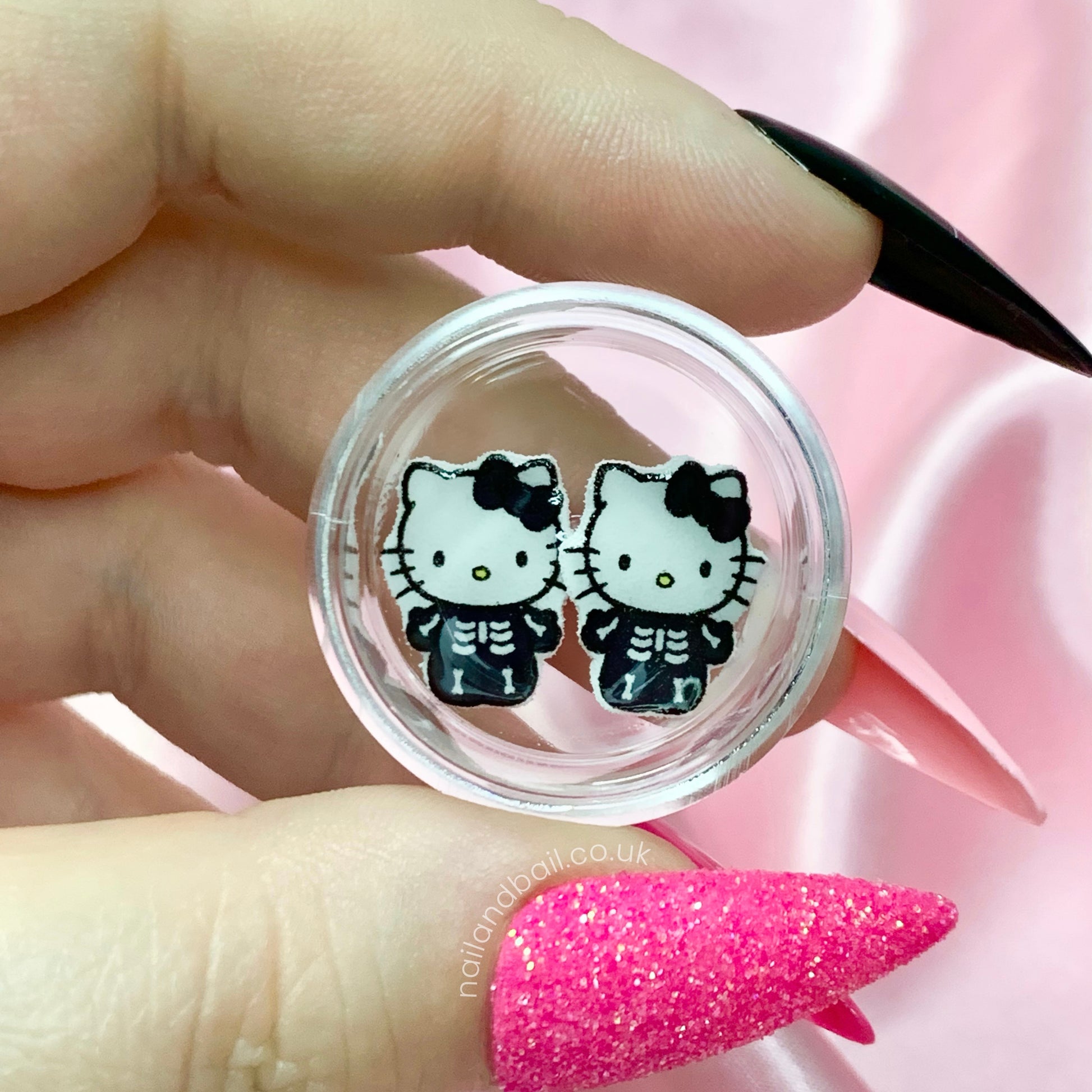 Hello Kitty Charm set - Cat Logo Nail Charms for Nails Art Designs